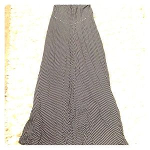 Maternity maxi skirt